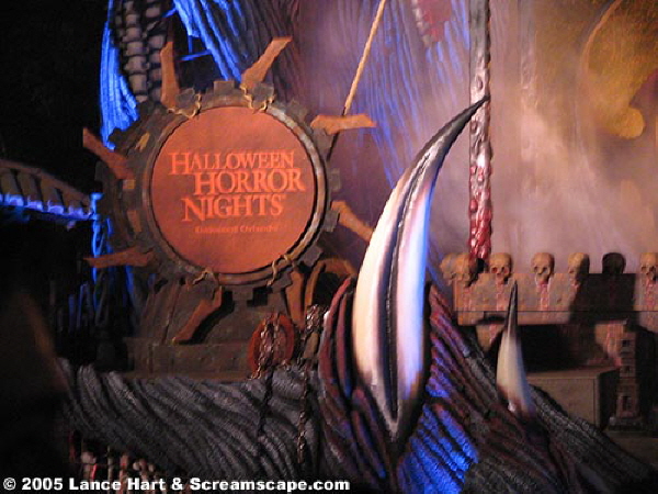 02_Welcome to HHN 15