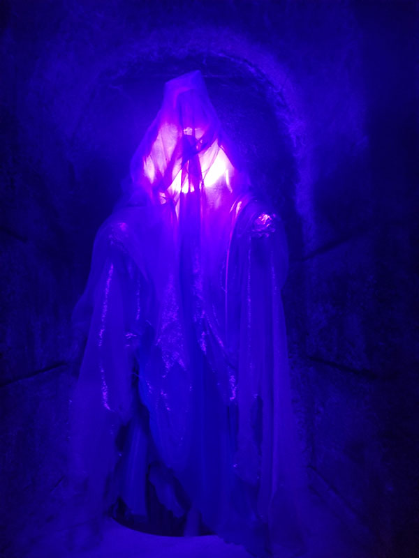 HHN_Graveyard2 HHN_Graveyard2