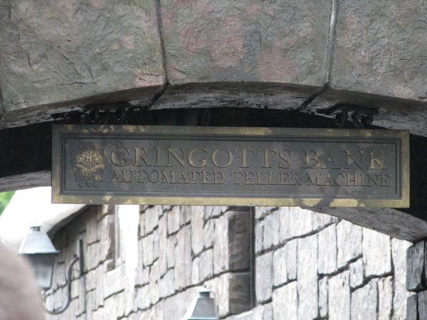 2010_06_Potter_Hogsmeade08