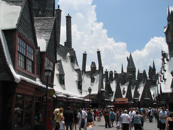 2010_06_Potter_Hogsmeade13