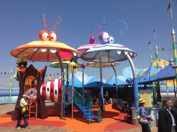 2014_0411_USH_DespicableFunland