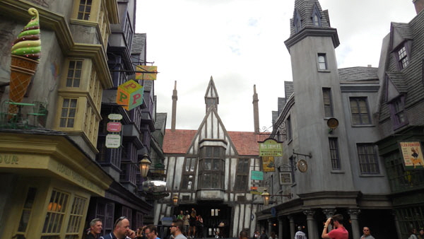 UO_DiagonAlley22