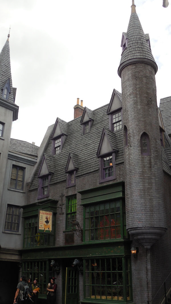 UO_DiagonAlley30