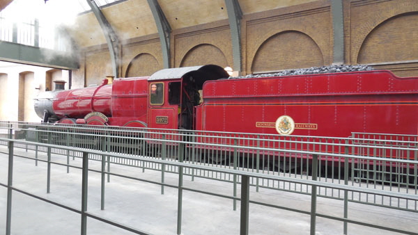 UO_HogwartsExpress04