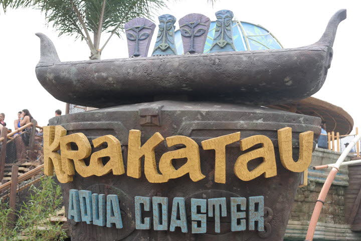 VolcanoBay05_Krakatau0